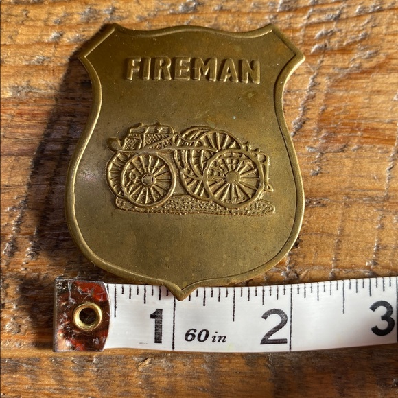 Pin Collection - Picture 10 of 13